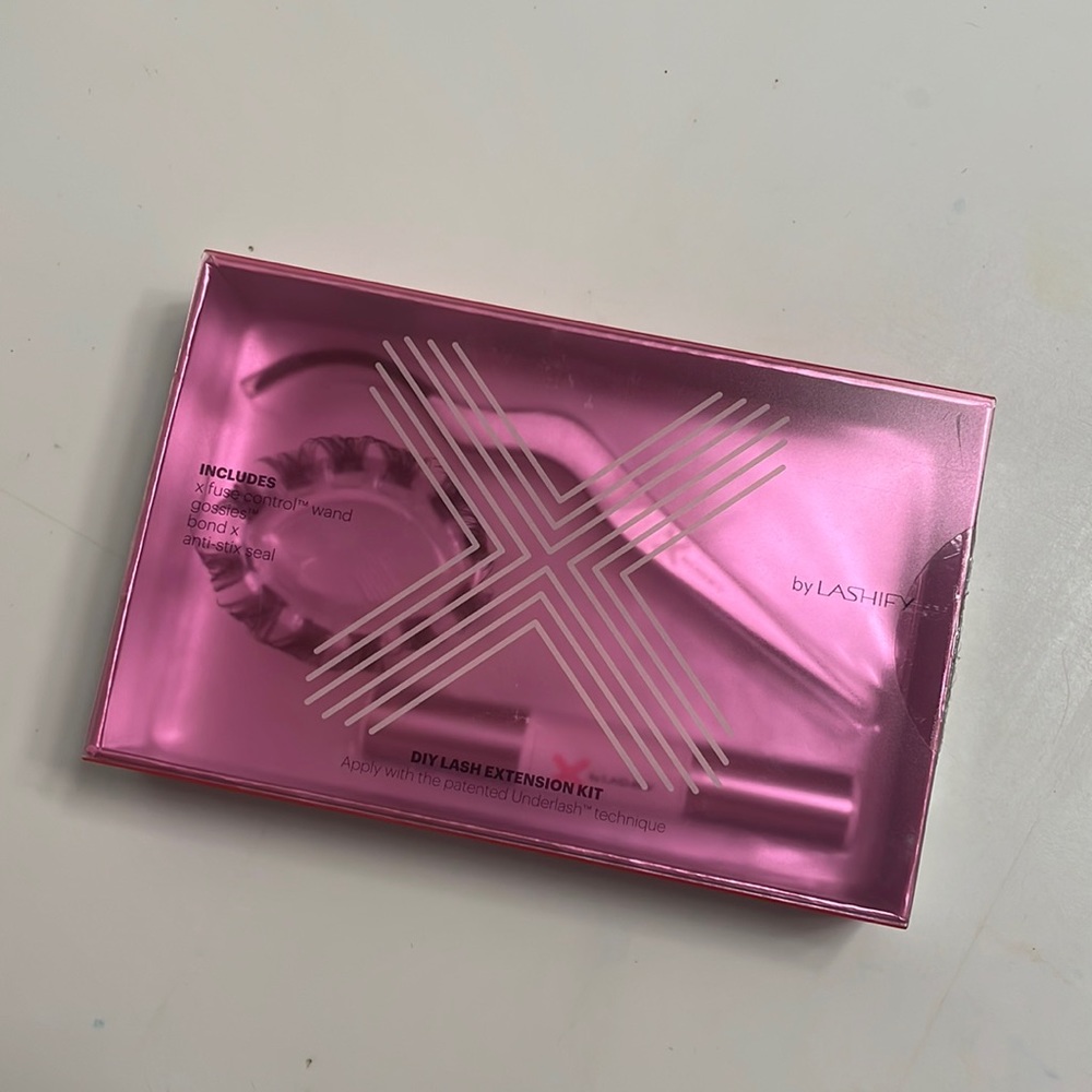 LASHIFY - DIY LASH EXTENSION KIT(NEW!)💕